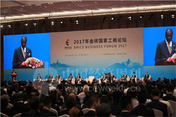 预告:中国贸促会定于4月28日上午召开4月例行新闻发布会,发布2025年2月全球经贸摩擦指数等