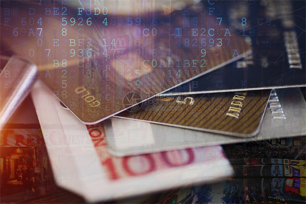 滚动更新丨美股三大指数小幅低开 小鹏汽车涨逾10%